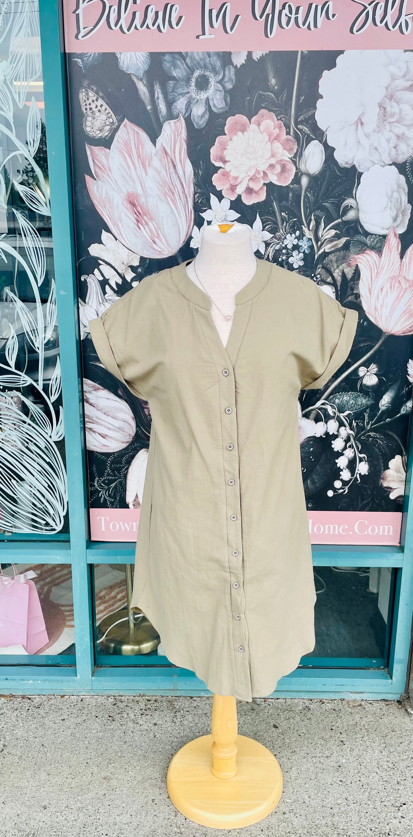 Woman’s cotton casual dress