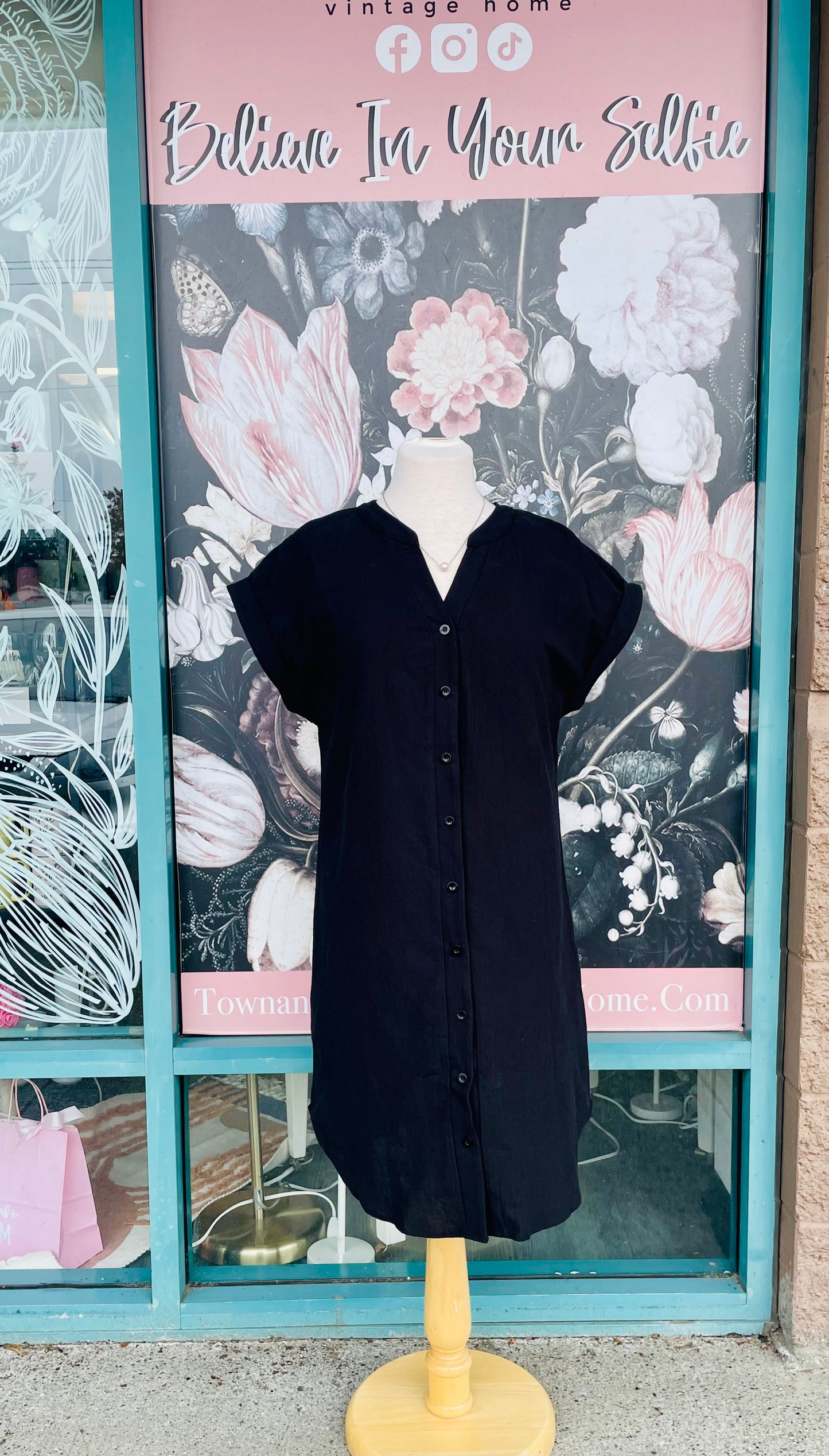 Woman’s cotton casual dress