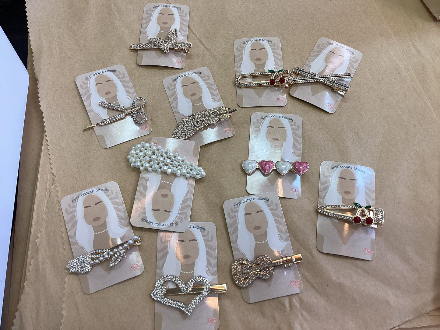 Dipsy doodle designz ~Bling hair clips