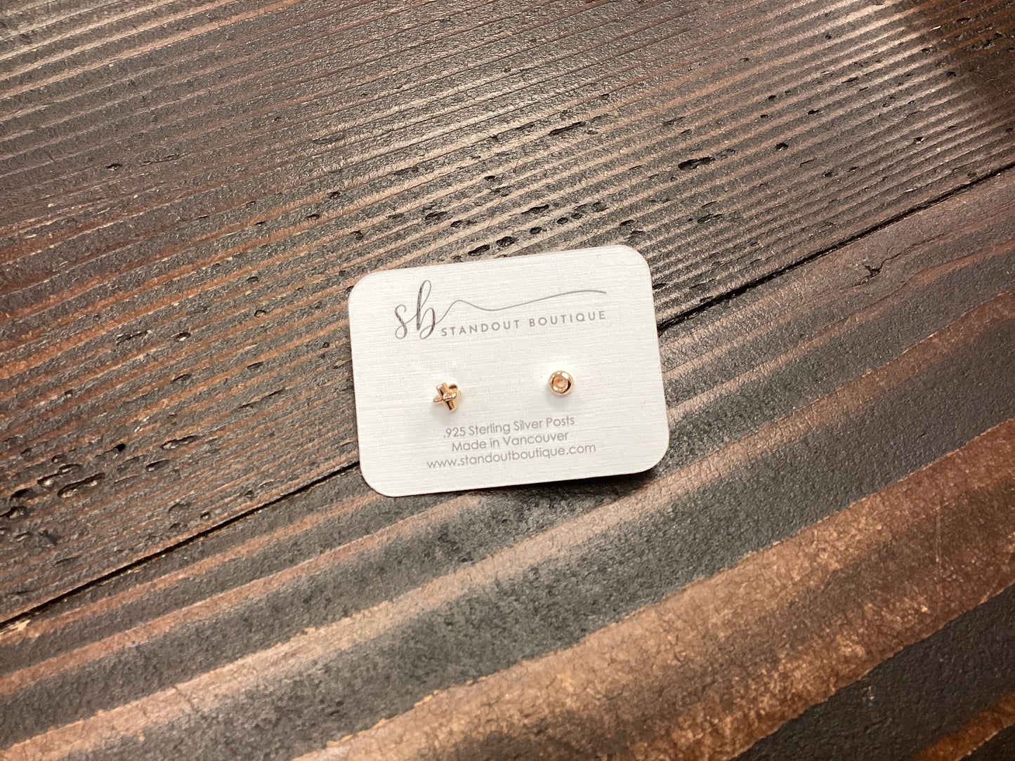 Standout Boutique - XO Earrings