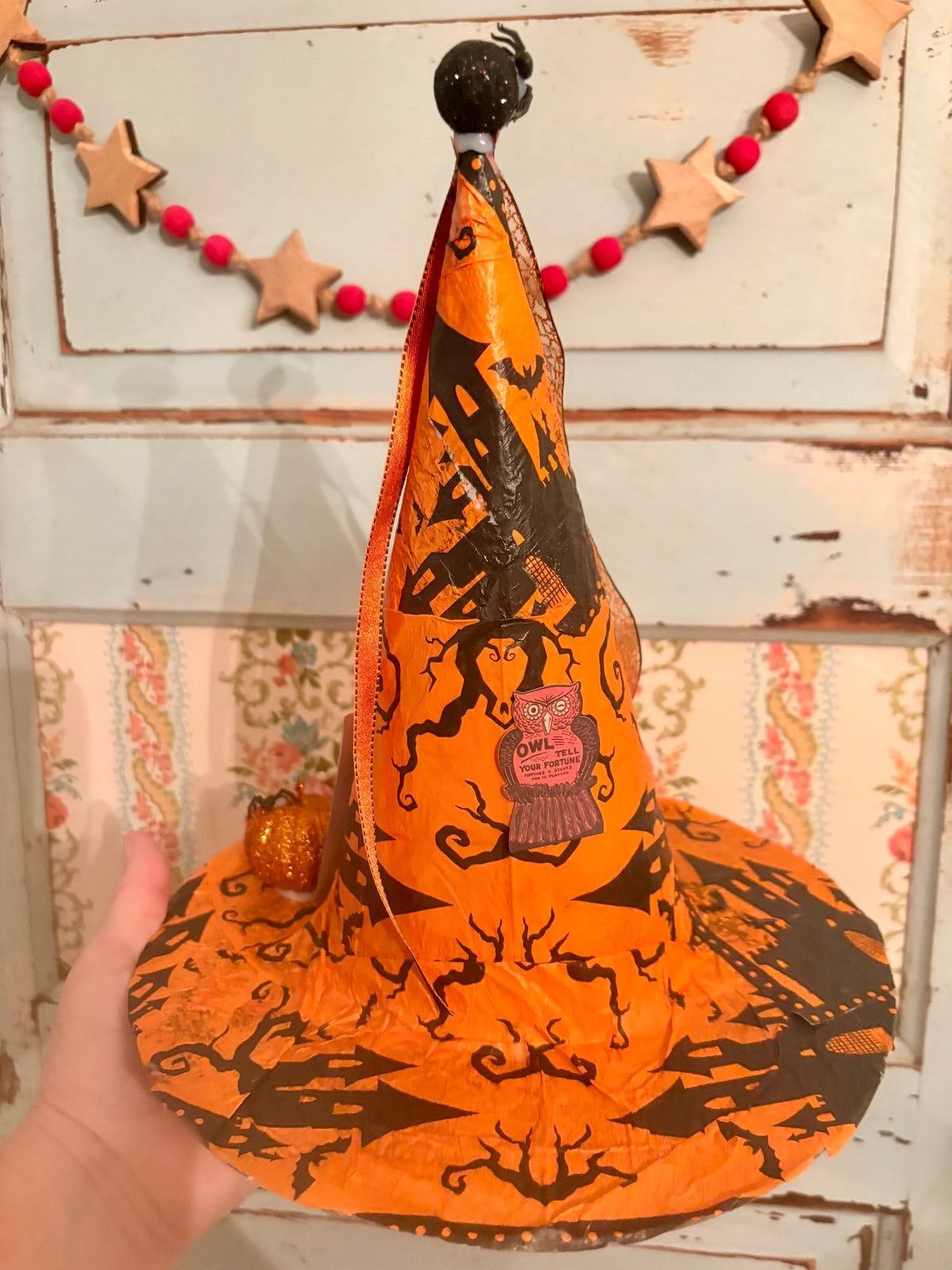Primitive witches hats