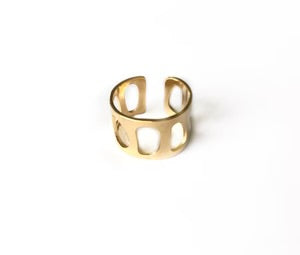 Standout Boutique - Sam Ring