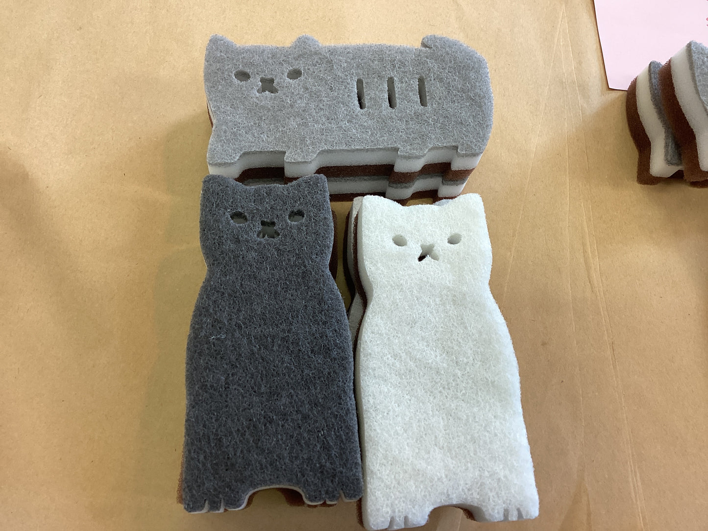 Town & Country-Novelty Cat Sponge
