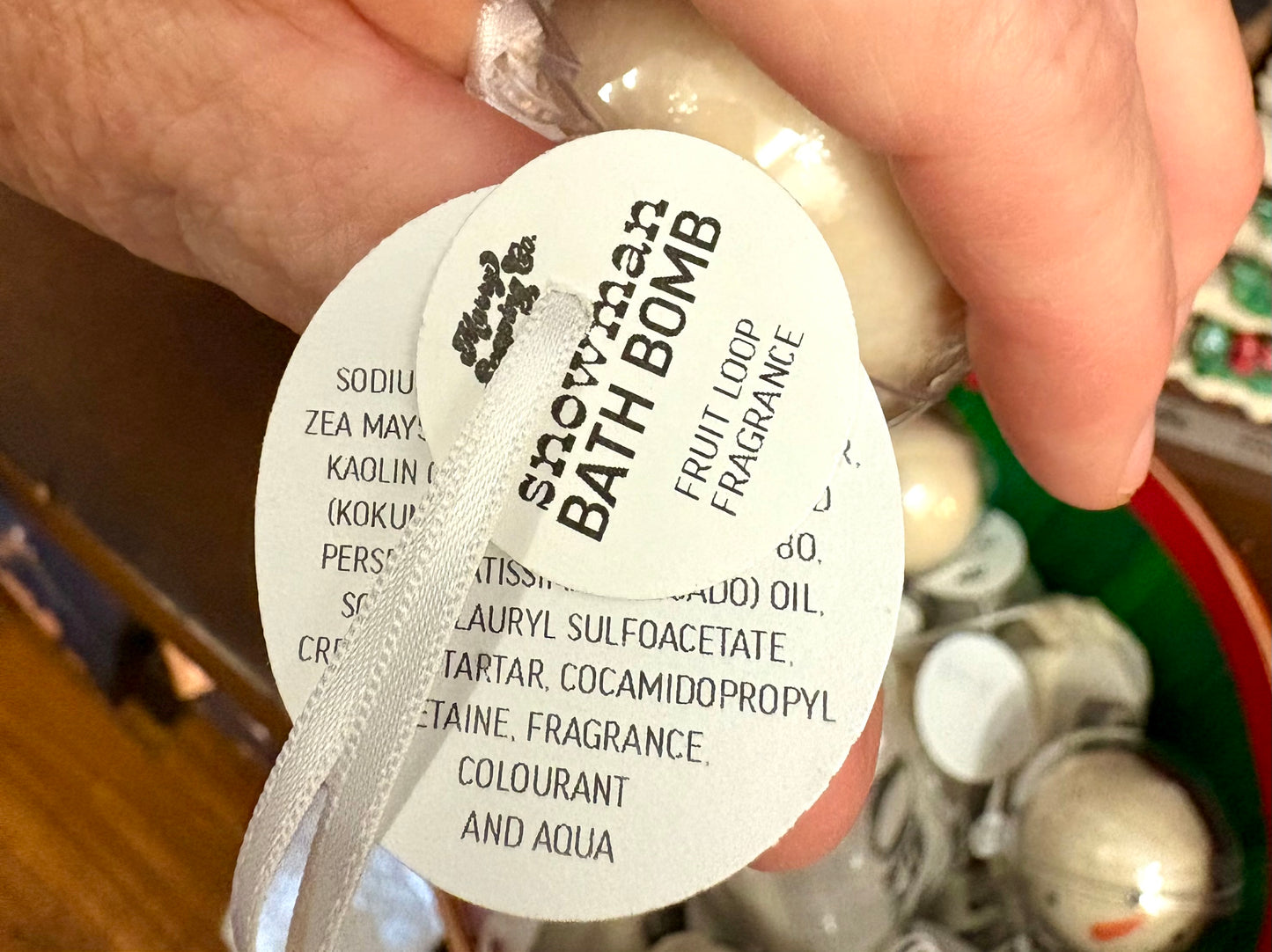 Merry Soaping-Snowman Bath Bomb