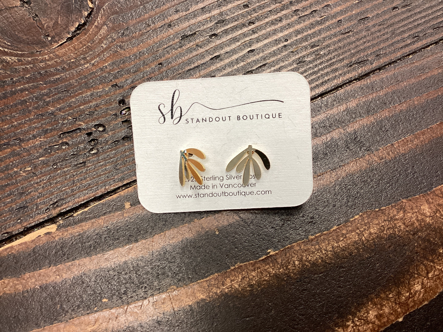 Standout Boutique- Leaves Earrings