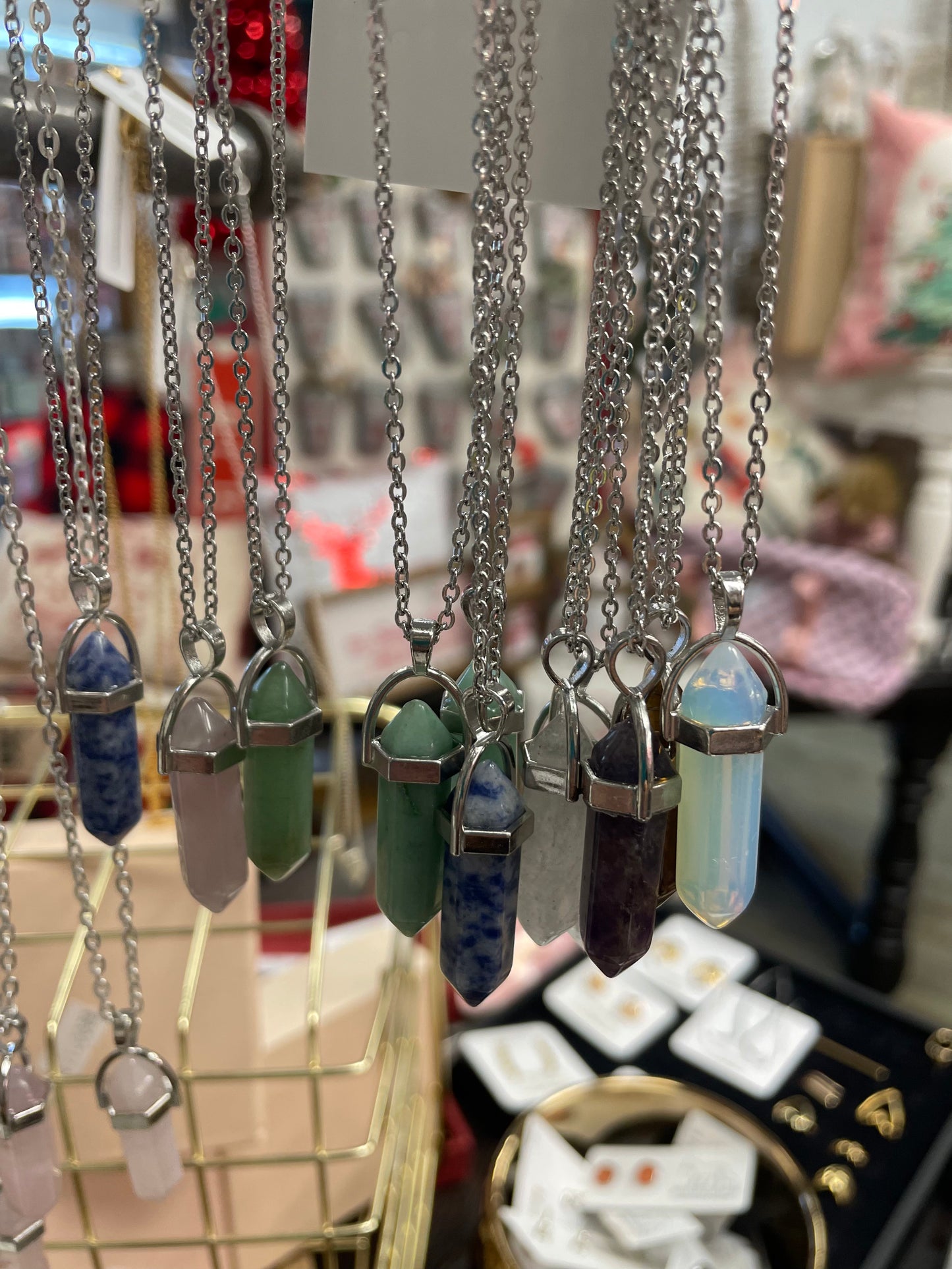 Town & Country - Crystal Point Necklace