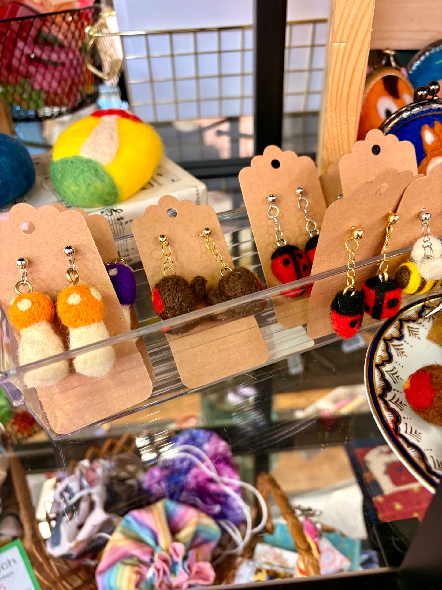Green zebra curious~ Felted earrings