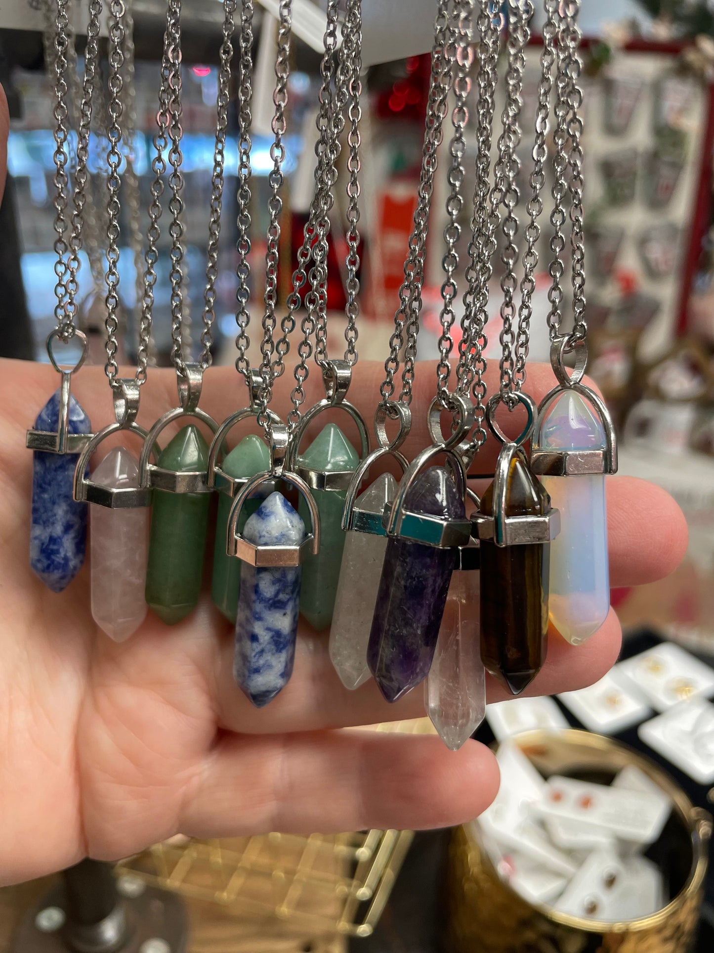 Town & Country - Crystal Point Necklace