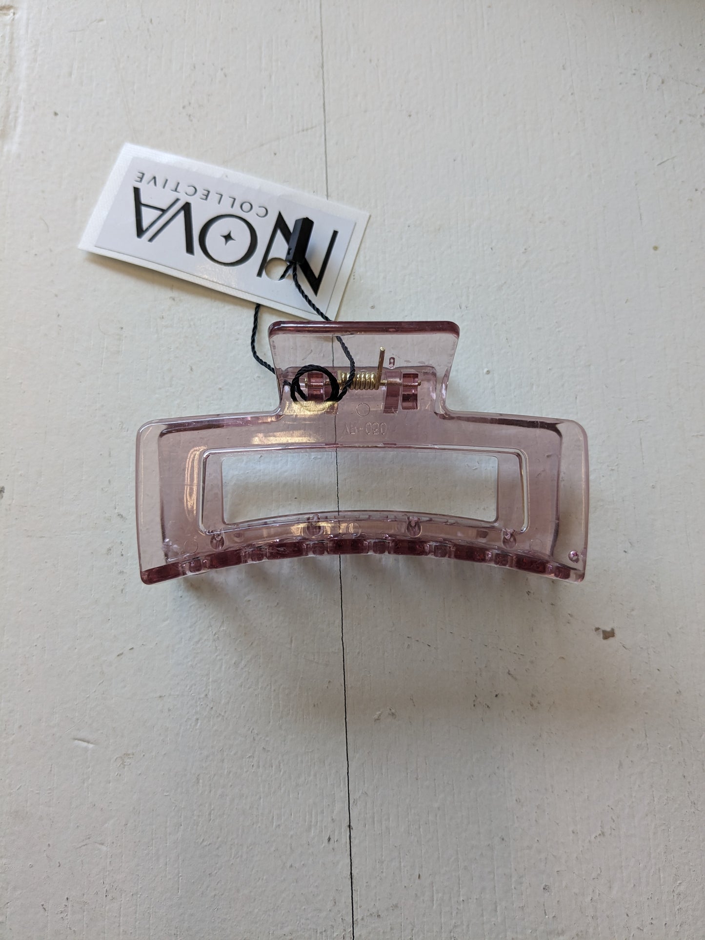 Nova Collective - Medium Claw Clips