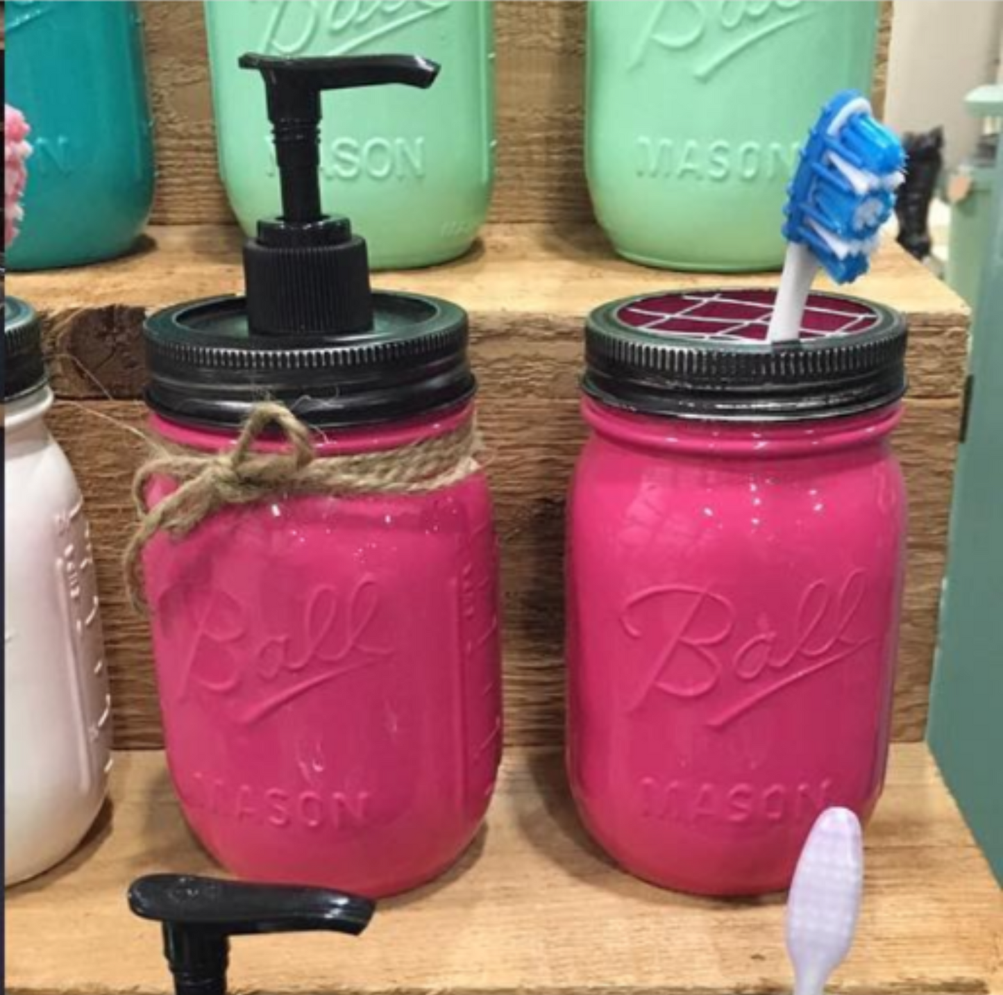 Rustica - Tooth Brush Holder