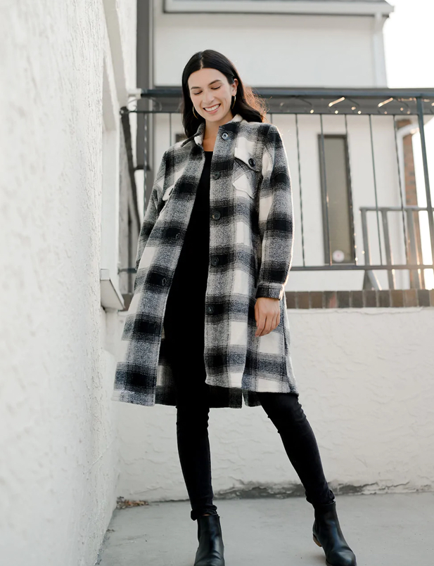 The Roster - Club Confidence Shacket Black & White