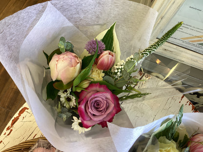 Niche boutique florals