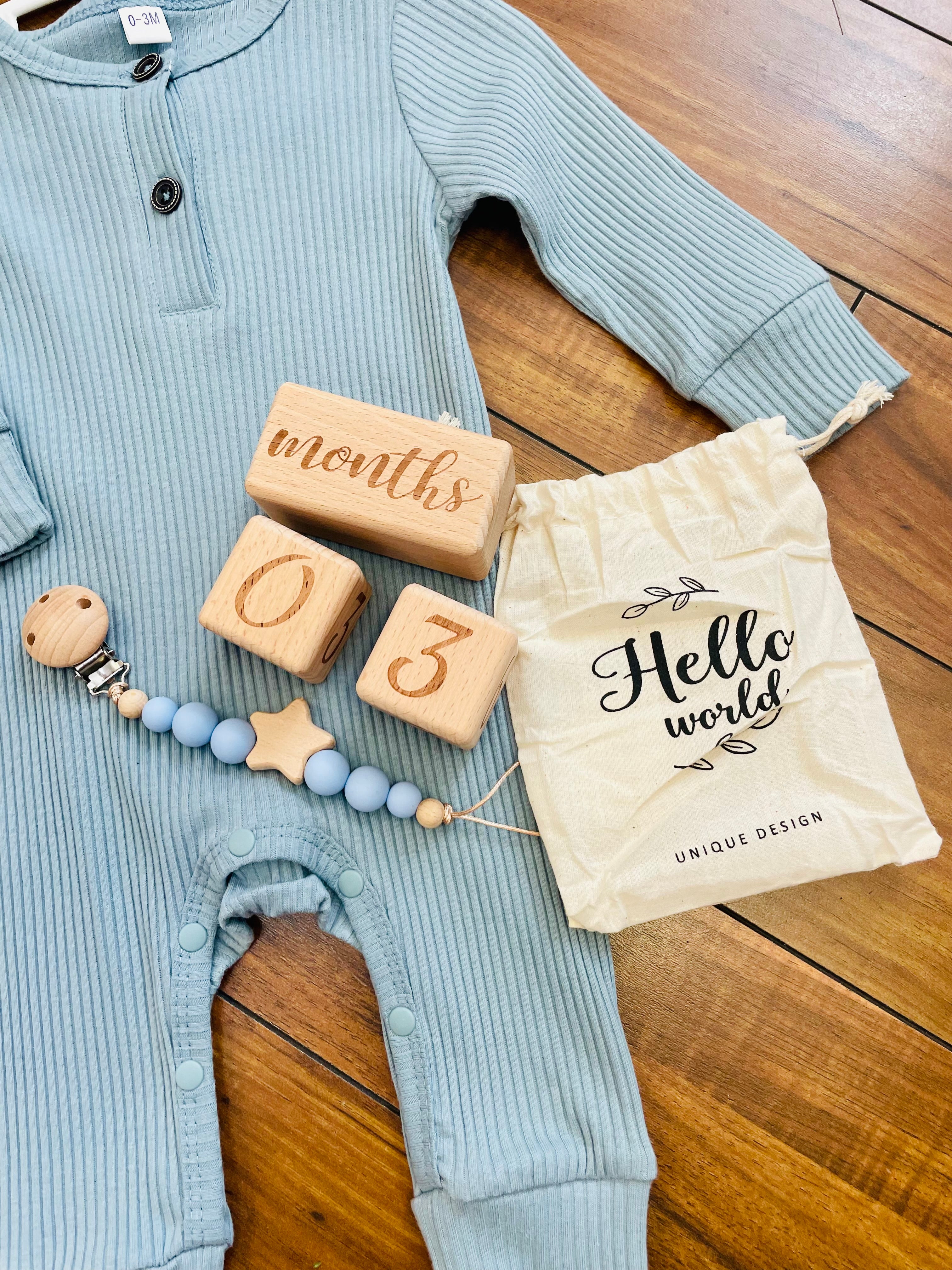 Helloworld Milestone Hello World - Wooden Milestone Cubes in Cotton Bag – Town & Country ...