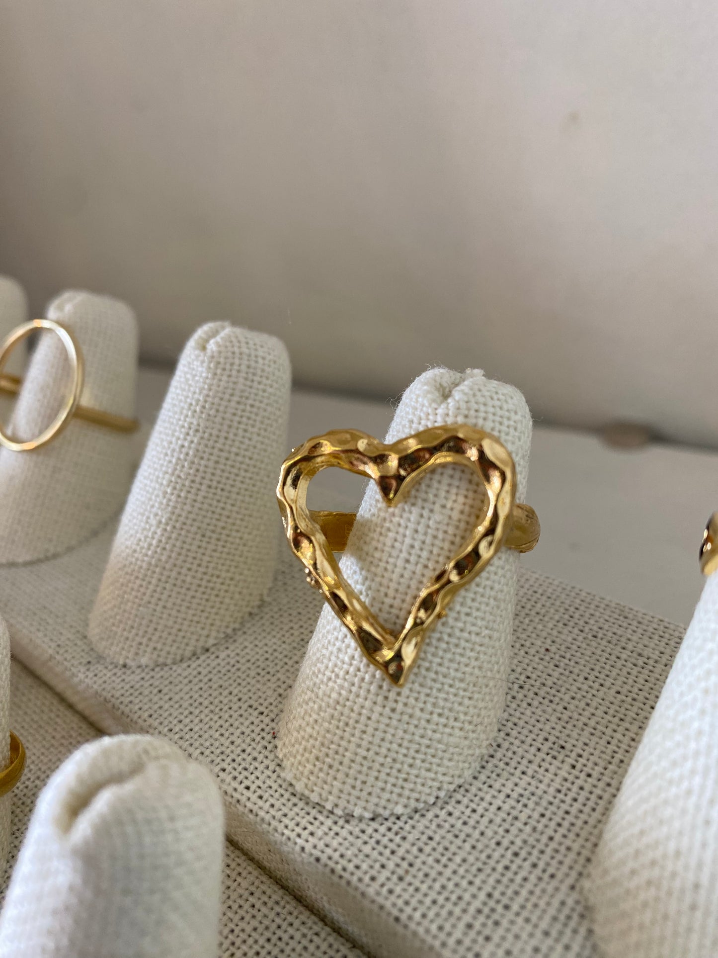 Standout Boutique - Textured Heart Ring