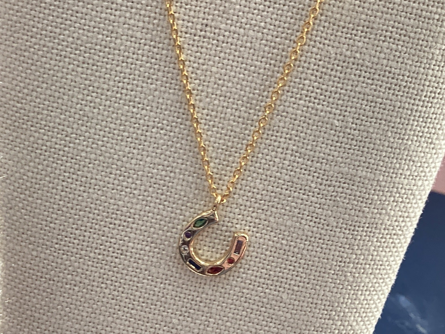 Standout Boutique-Horseshoe Necklace