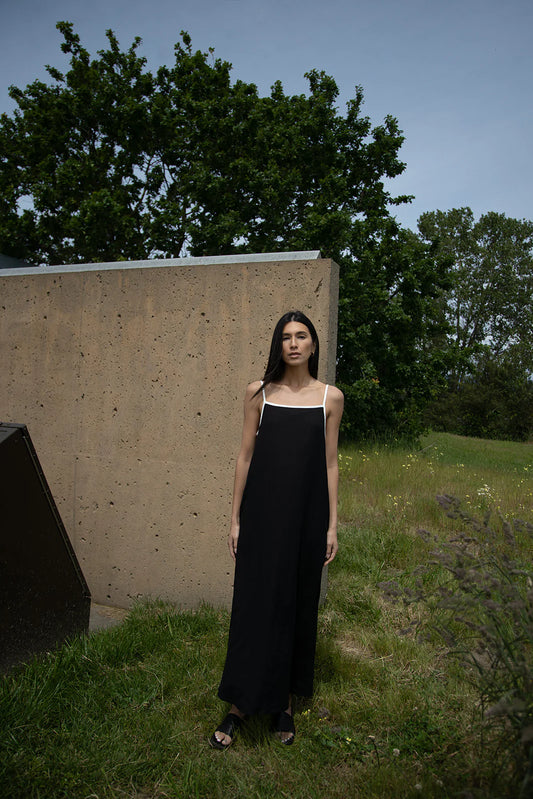 The Roster - Adri Maxi - Black