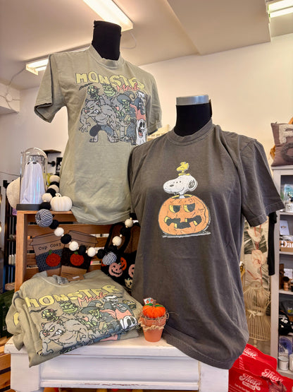 The heart ~ Halloween tshirts : MONSTER MASH.