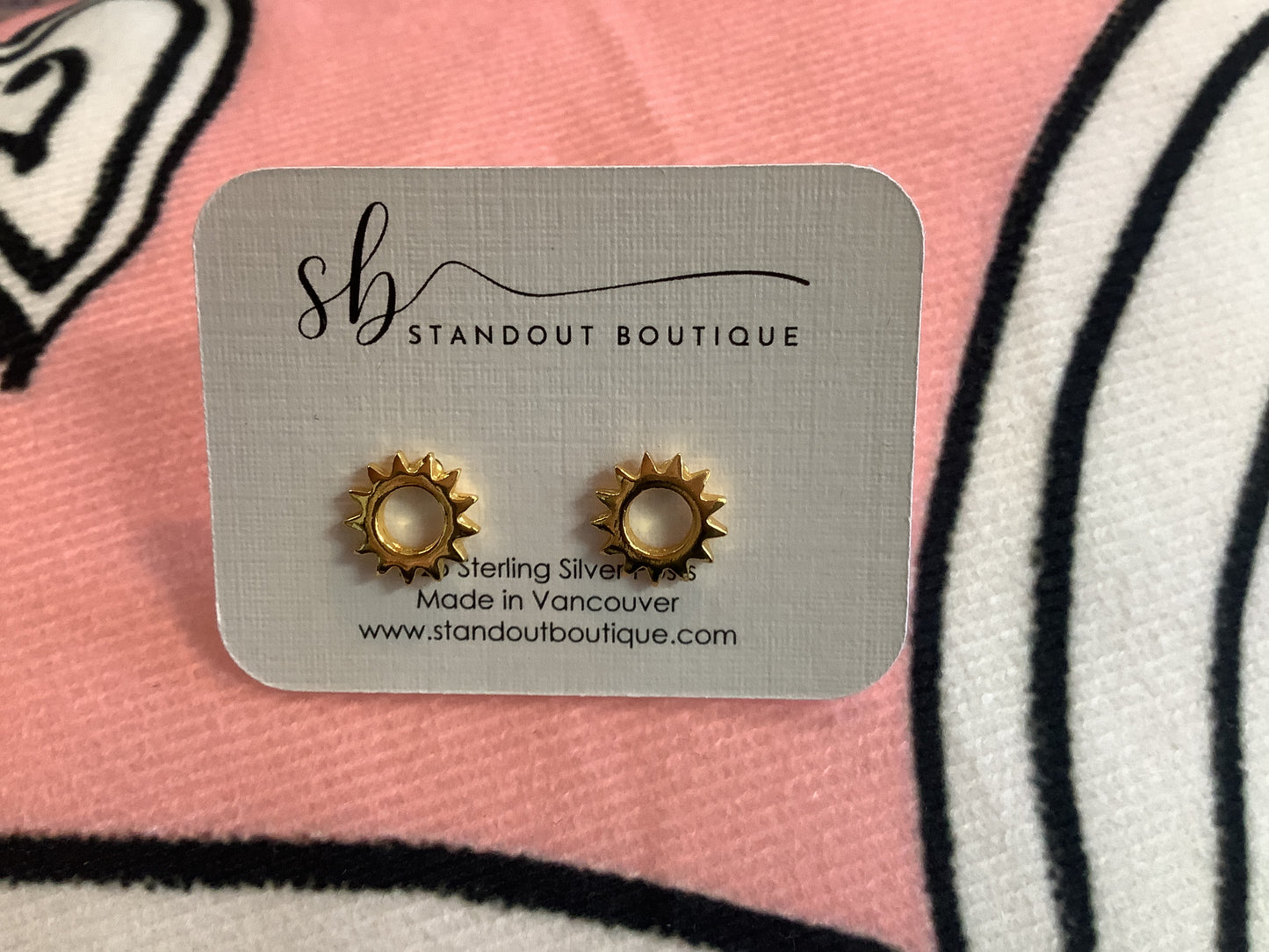 Standout Boutique- Sunflower Earrings