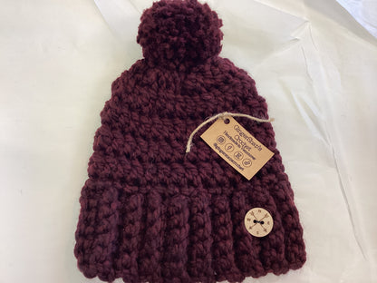 Gingersnap’s Adult Yarn Pom Toque