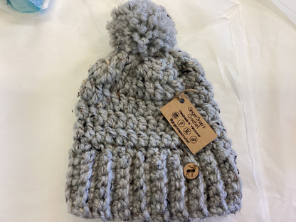 Gingersnap’s Adult Yarn Pom Toque