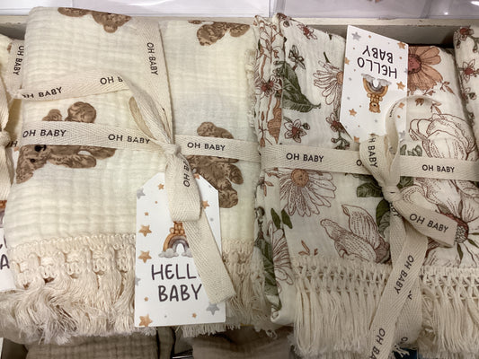 Cozy Baby-Fringe Blanket