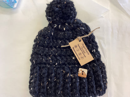 Gingersnap’s Adult Yarn Pom Toque
