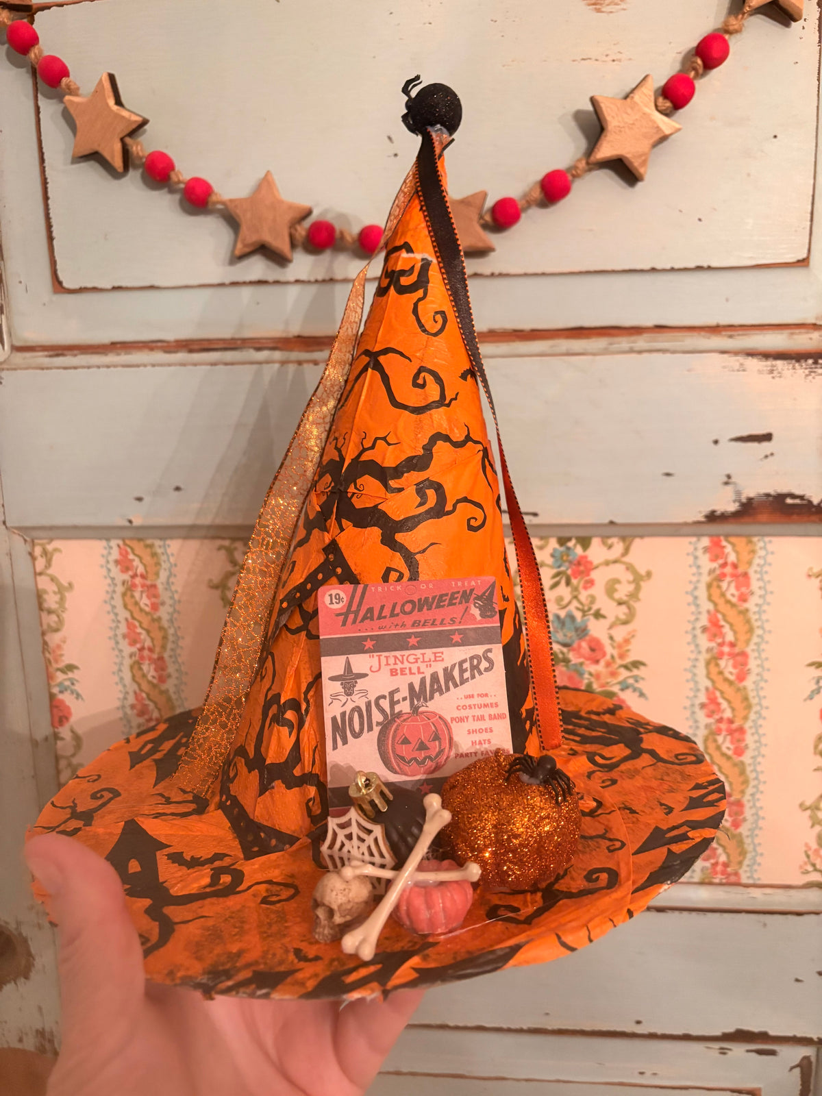 Primitive witches hats