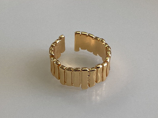 Standout Boutique - 18k Gold Plated Ring