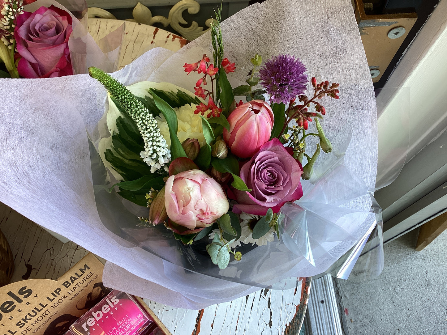 Niche boutique florals