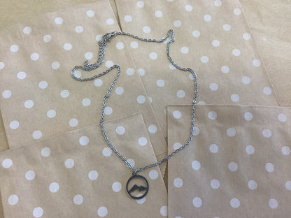 Lace & Meadow- Mountain Necklace Round