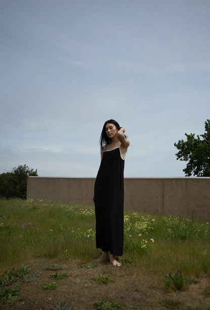 The Roster - Adri Maxi - Black