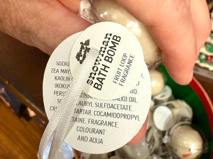 Merry Soaping-Snowman Bath Bomb