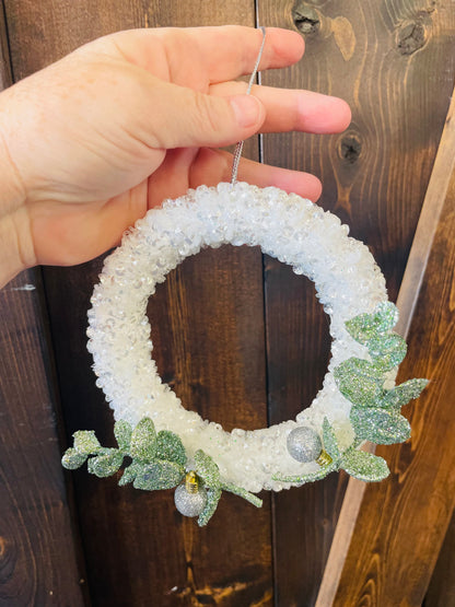 Town & Country - Wreath Ornament