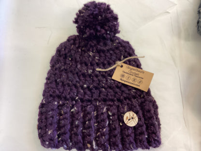 Gingersnap’s Adult Yarn Pom Toque