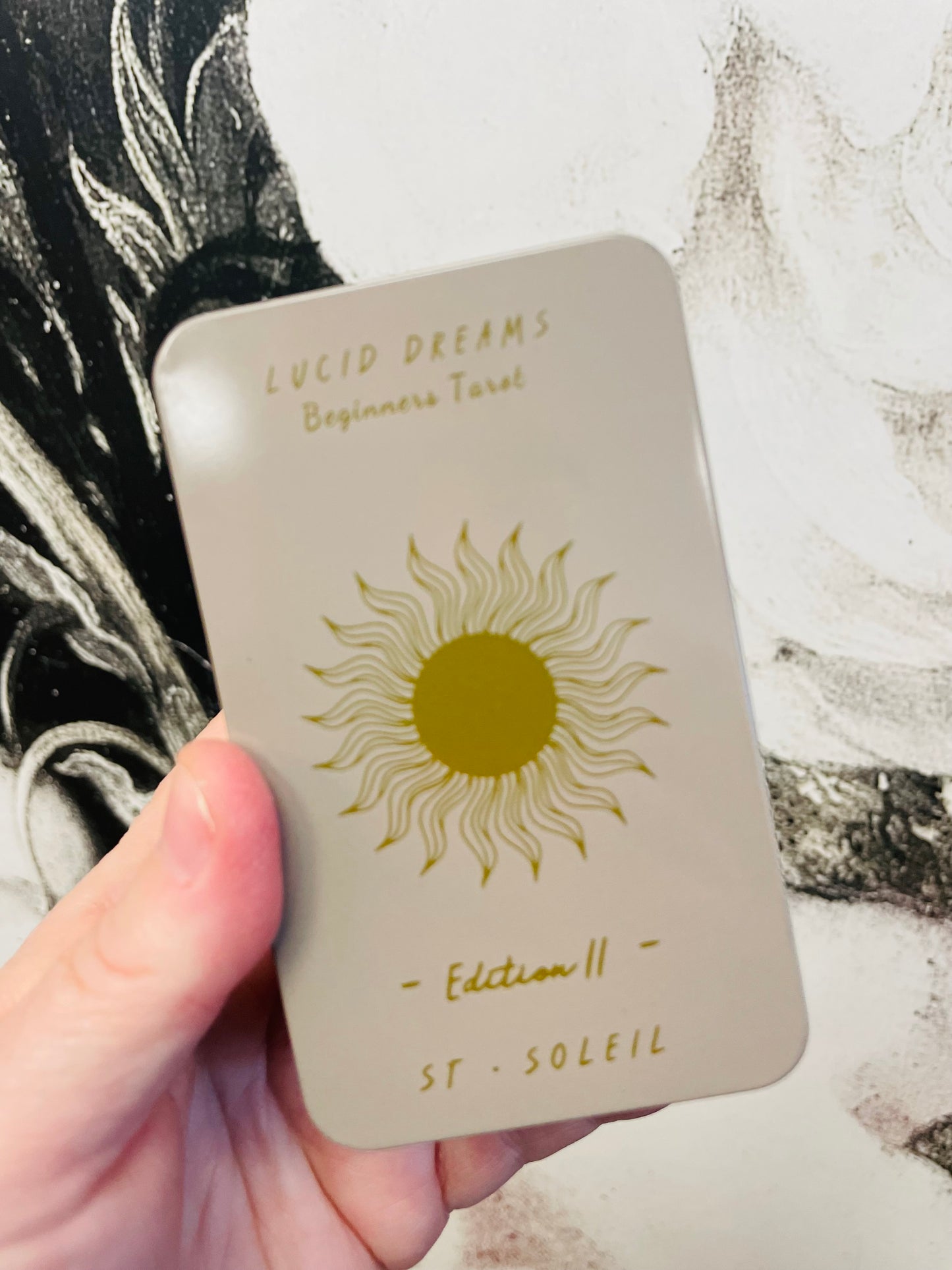 Town & Country - Beginner's Lucid Dreaming Tarot Deck