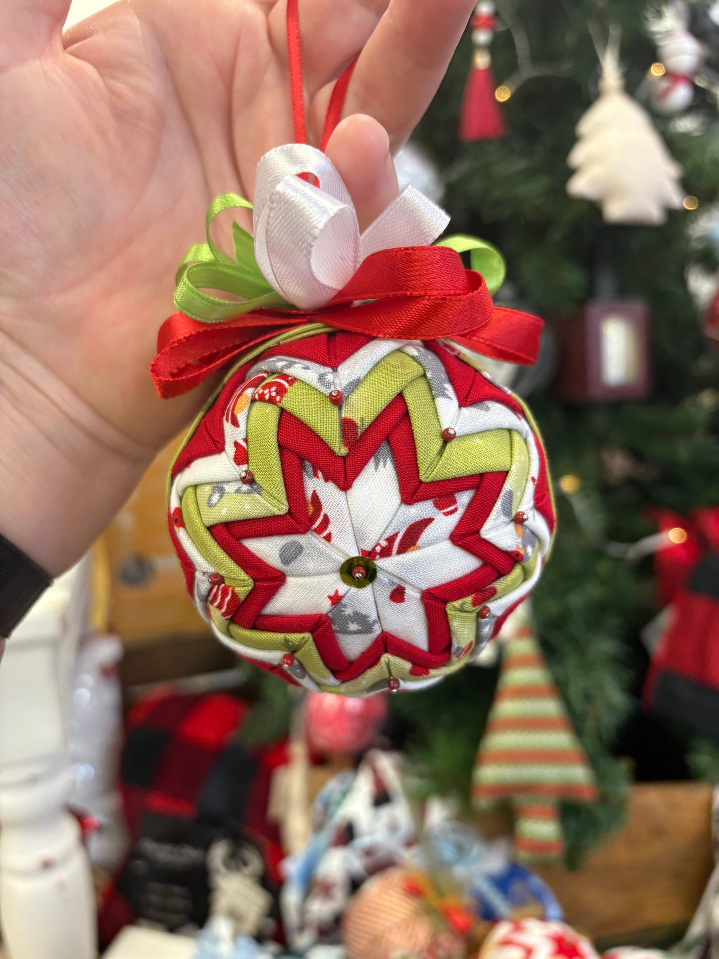 Connie’s craft creations-Christmas Balls