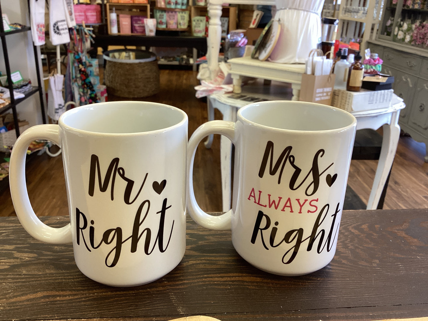 Mr Right & Mrs Always right mug set