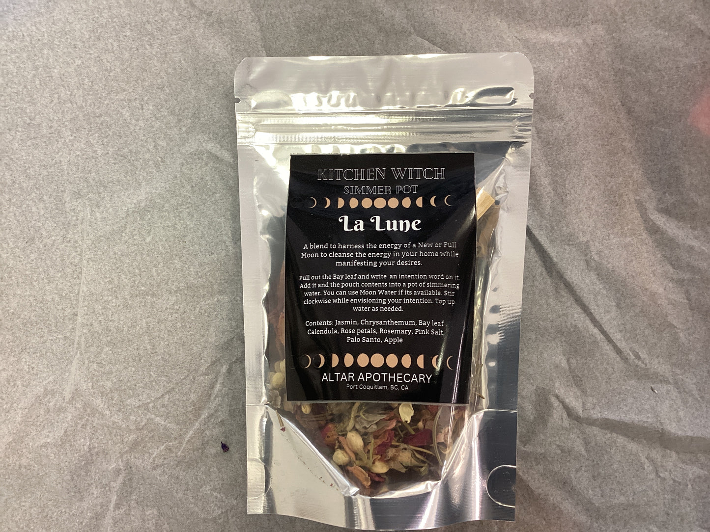 Alter Apothecary-Kitchen Witch Simmer Pot-Palo Santo