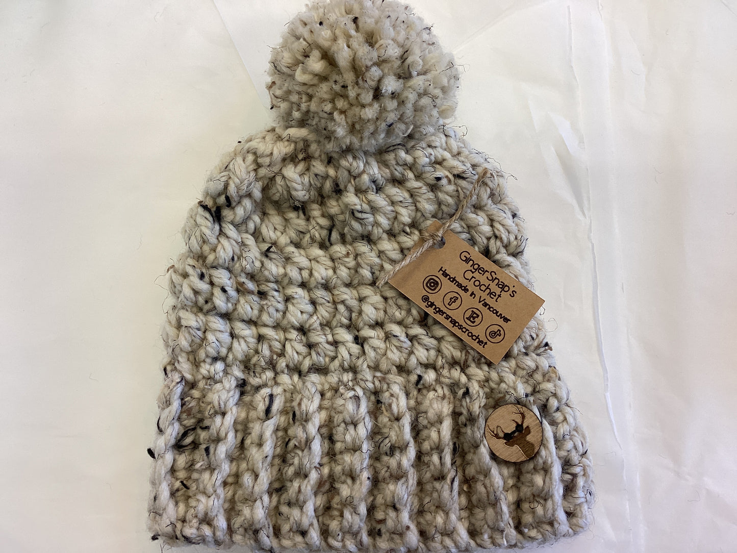 Gingersnap’s Adult Yarn Pom Toque