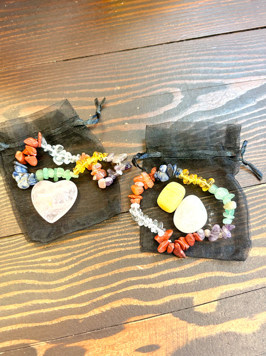 Colourful crystal bracelet & stones in mesh bag