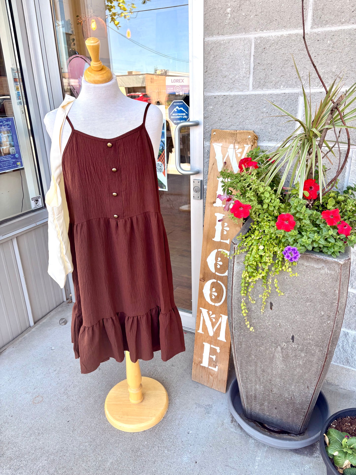 Flowy strap dress ~Black or brown