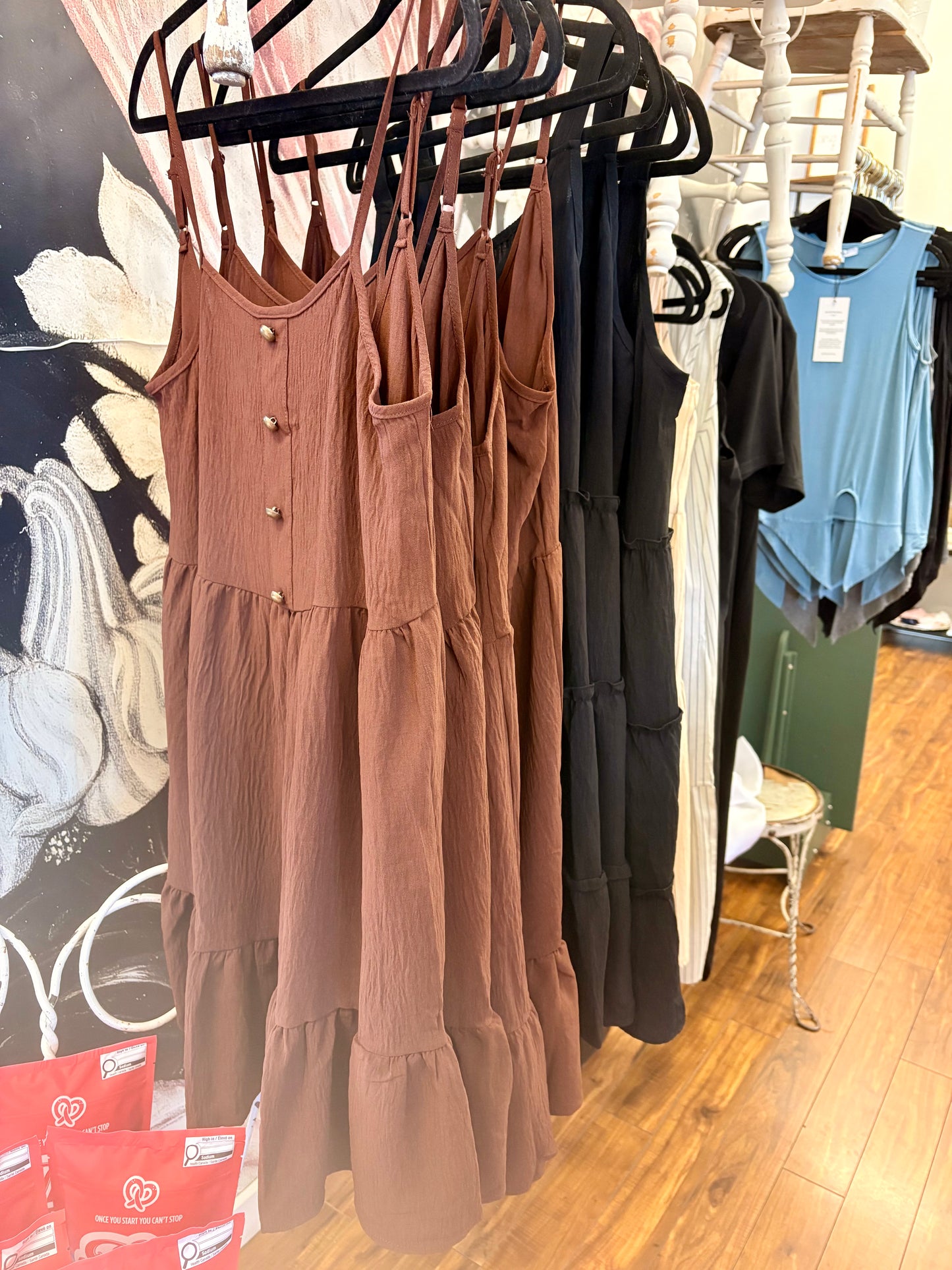 Flowy strap dress ~Black or brown