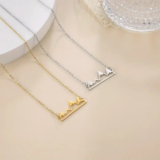 Town & Country - Mountain Necklace