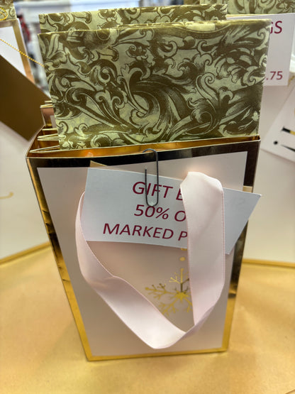 A paper life ~ Christmas bag sale