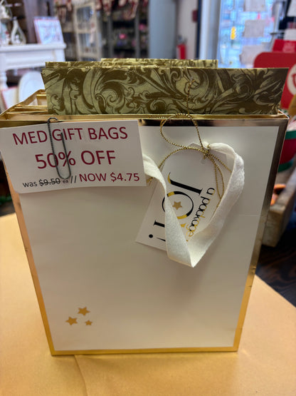 A paper life ~ Christmas bag sale