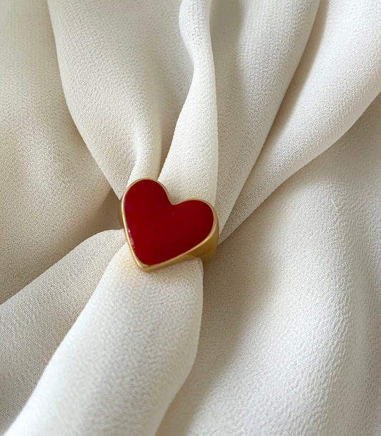 Standout Boutique - Enamel Heart Ring