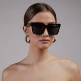 Shady Lady - Vanessa