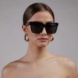 Shady Lady - Vanessa