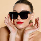 Shady Lady - Vanessa