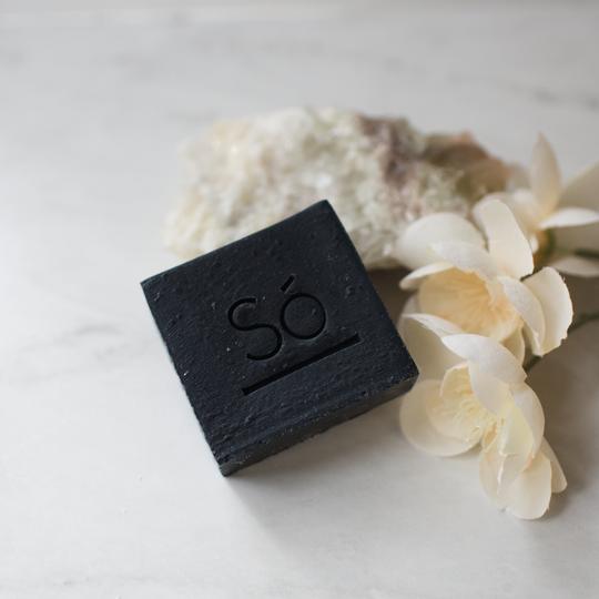 Só Luxury Bath & Body Inc. - Cleansing Bar - Charcoal